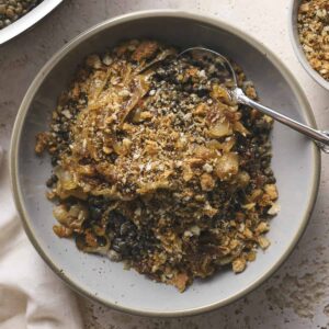 stewed lentils with caramelized onions and breadcrumbs
